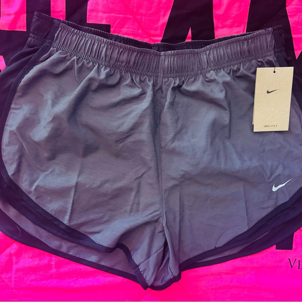 NWT NIKE RUNNING SHORTS